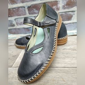 Genuine Leather sz 37 US 6 blue Mary Janes from Spain, made by OnFoot